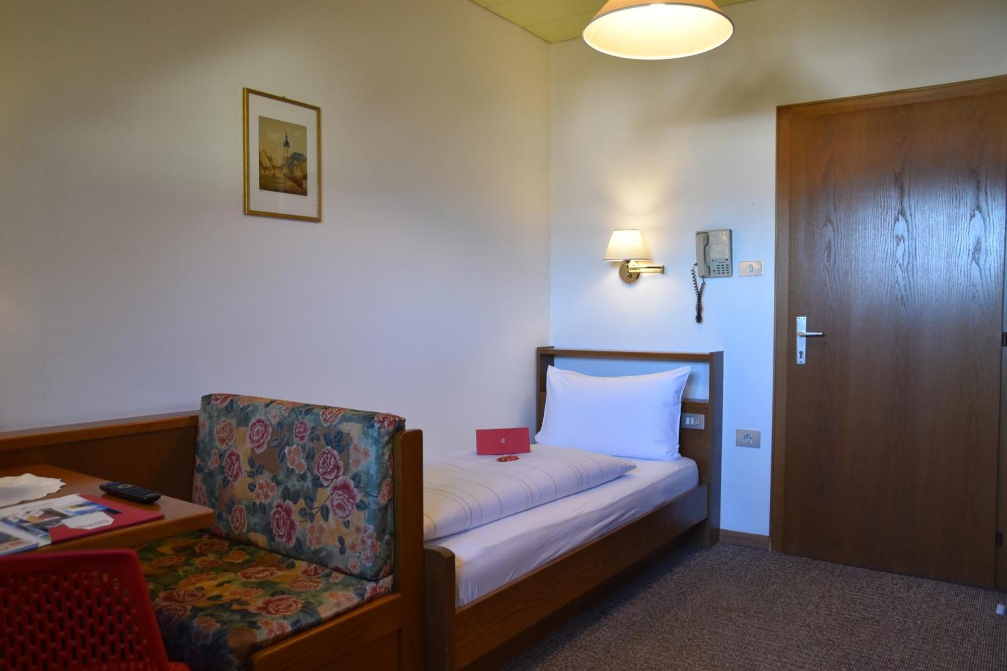 Angerburg Blumenhotel Аппиано-Сулла-Страда-дель-Вино Экстерьер фото